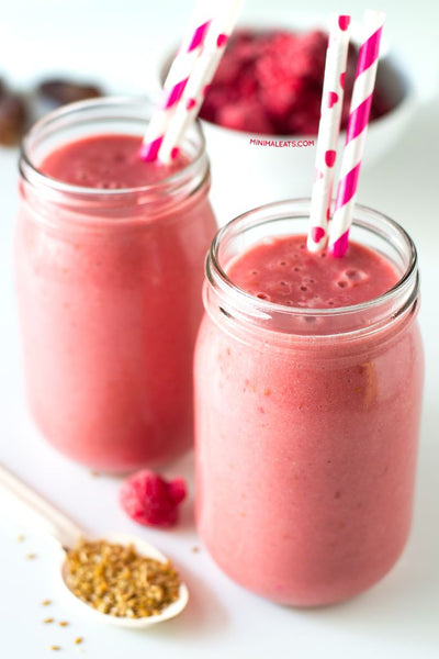 Raspberry-Date Smoothie